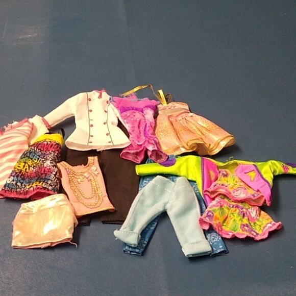 Colorful Barbie Doll Clothes Group - Picture 1 of 4